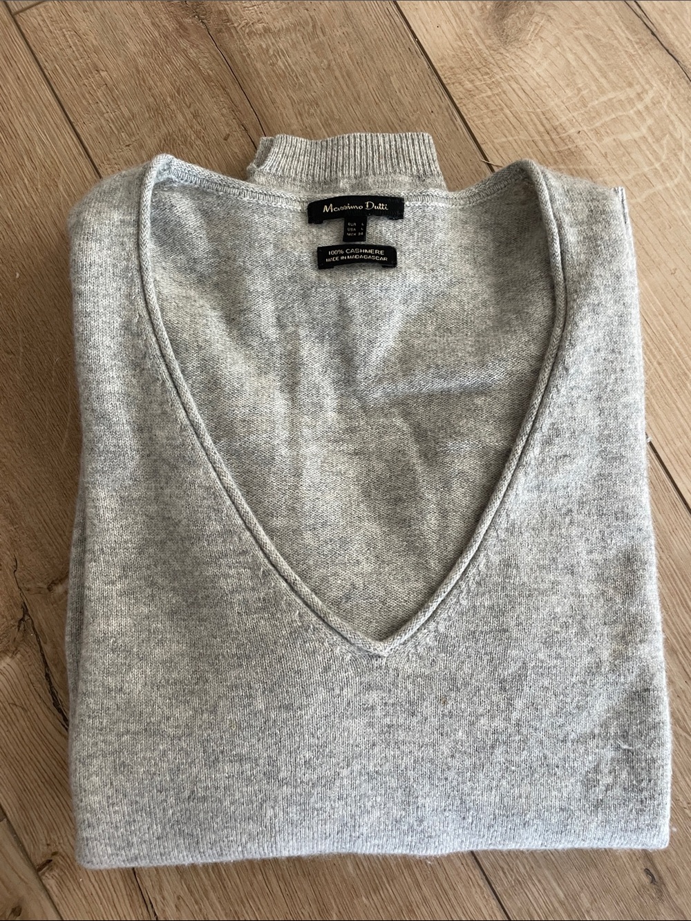 Massimo Dutti 100% Cashmere V-Neck Sweater Heather Grey Size L